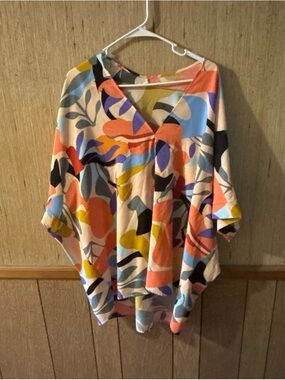 Jodifl Multicolor Abstract Print V-Neck Women's Top